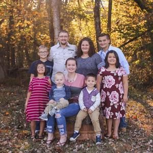 Meet your Posher, Joni